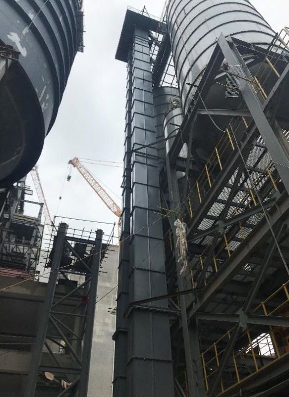 NE sorozatú tányérláncos kanalas lift (2)